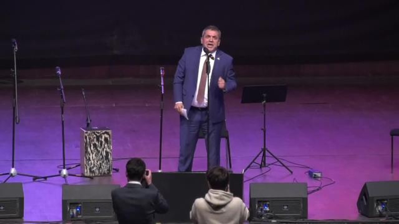 İstanbul'da "Büyük Cumhuriyet Buluşması"… Birleşik Kamu İş Genel Başkanı Mehmet Balık: "Bizler Kamunun ve Halkın Çıkarı İçin Çalışmak Zorundayız"