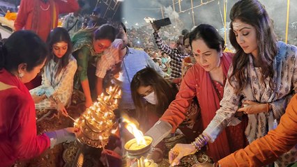 Shilpa Shetty Kashi Vishwanath Darshan Ganga Aarti FULL VIDEO | Boldsky *Entertainment