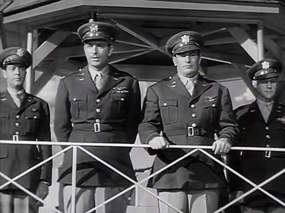 Deux nigauds aviateurs Bande-annonce (EN)