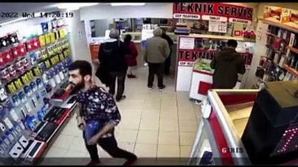 Güngören’de mağazadan sırayla hırsızlık