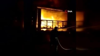 Yalova'da sanayi sitesindeki depo yangını