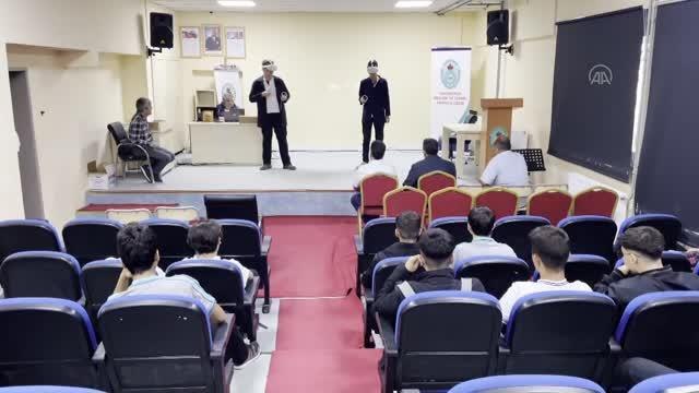 Meslek liseliler sanal ortamda çalışma hayatına hazırlanıyor