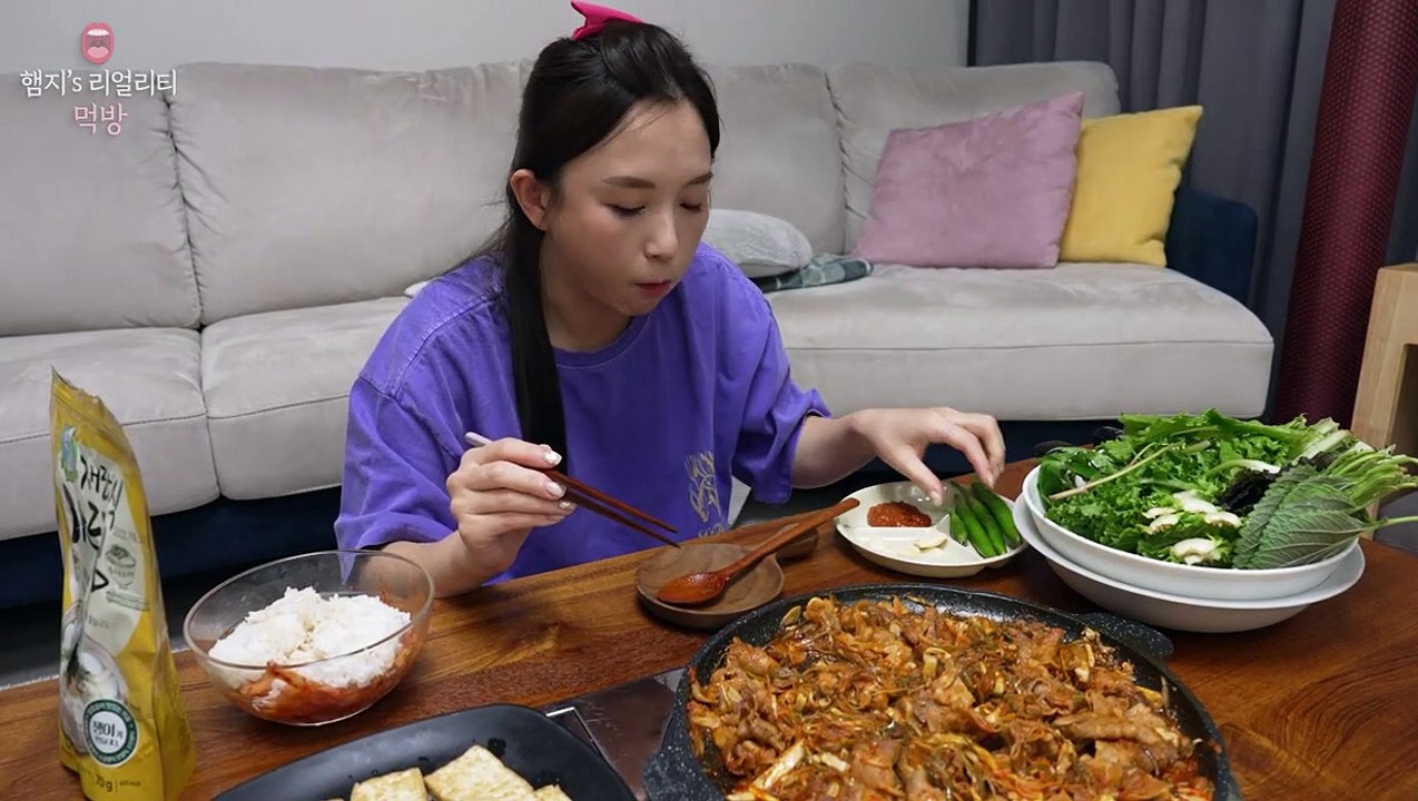 Menu is Spicy Stir-fried Thin Pork BellyㅣMUKBANGㅣKOREAN FOOD