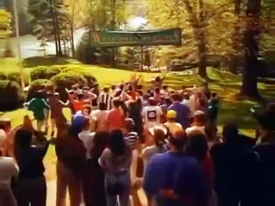 La colo des gourmands Bande-annonce (EN)