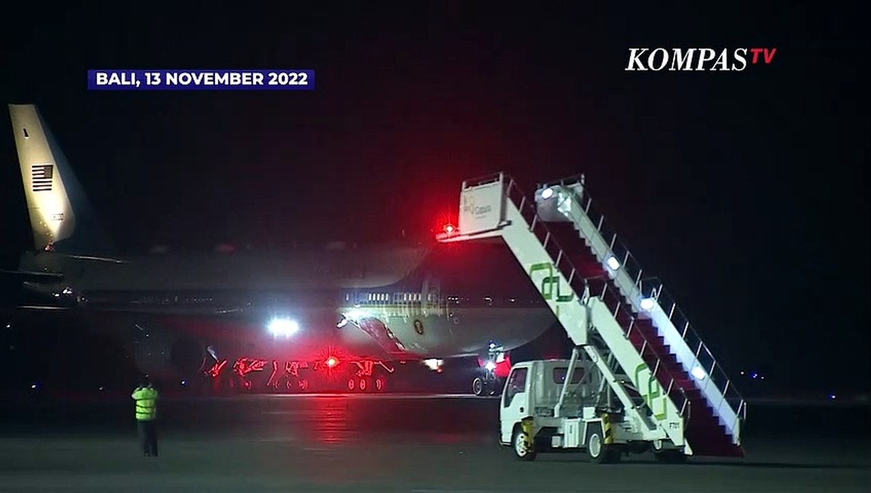 Detik-detik Kedatangan Presiden AS Joe Biden di Bali untuk Hadiri KTT G20