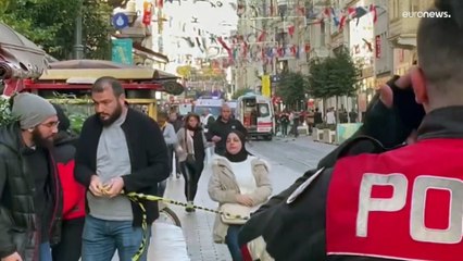 Мощный взрыв прогремел в центре Стамбула, есть погибшие и раненые