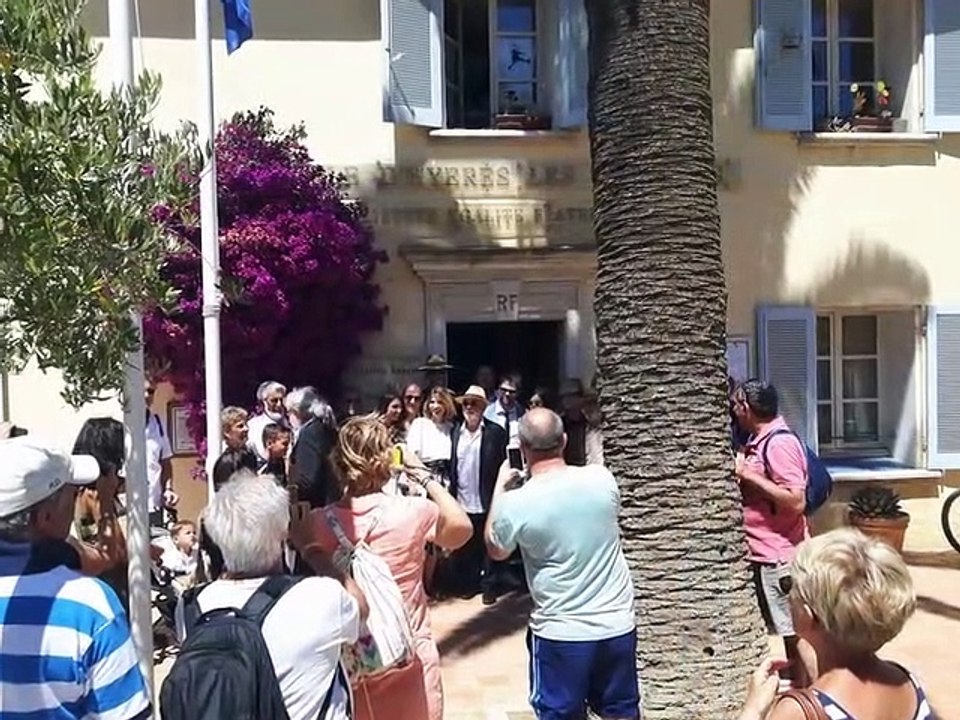 Les photos du mariage de Gérard Jugnot et sa femme Patricia en 2016.