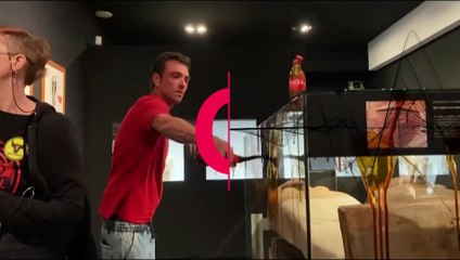 Lekvárral öntöttek le egy múmiát klímaaktivisták egy barcelonai múzeumban