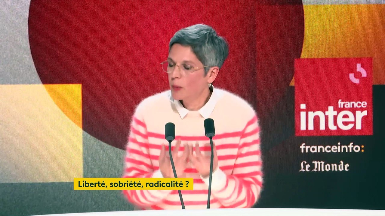 Climat : "Le gouvernement ne fait que renvoyer à des gestes individuels", regrette Sandrine Rousseau dans Questions politiques