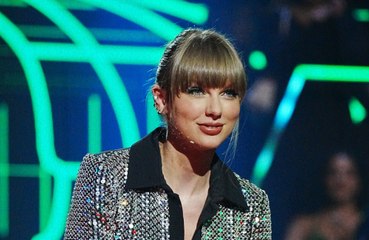 Taylor Swift is top winner at MTV EMAs 2022