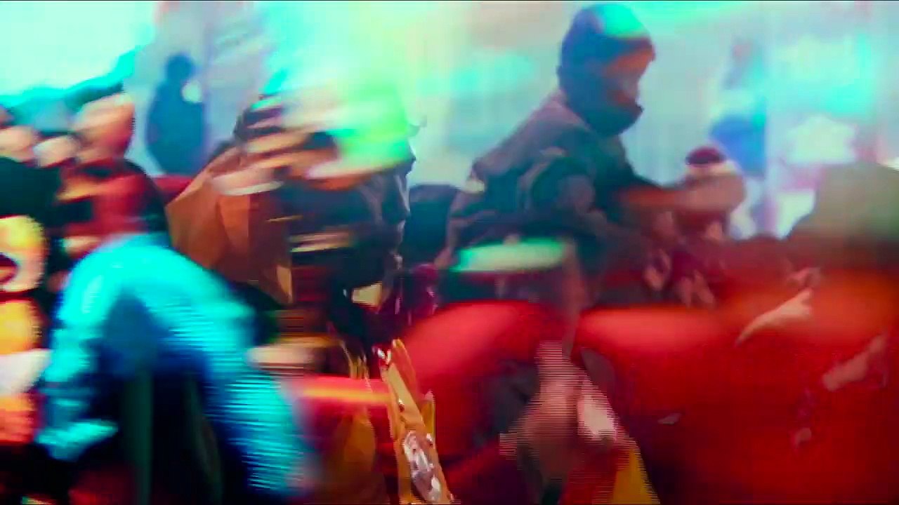 Au-delà des montagnes Bande-annonce (ES)