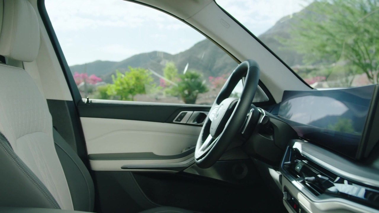 Der neue BMW X7 - BMW iDrive der jüngsten Generation mit BMW Curved Display