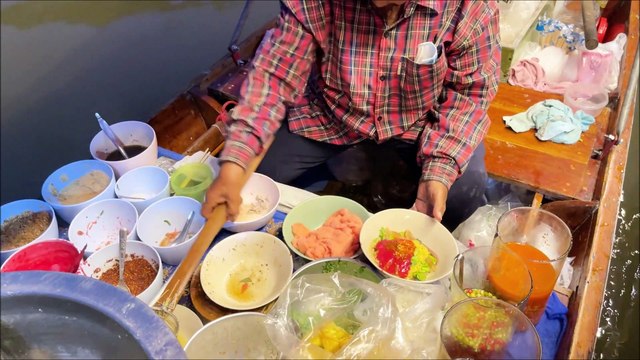 Best Boat Noodle Soup Koh Kret Chao Phraya river Thailand