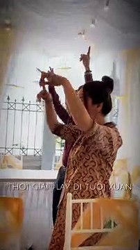 Mẹ đơn thân nuôi con lớn mới đi bước nữa: Hạnh phúc nhân đôi khi cưới được con chải đầu