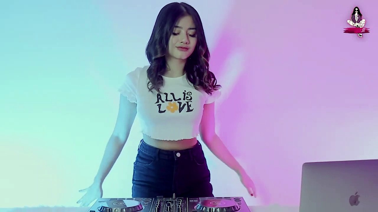 DJ VIRAL TIKTOK  BEBASKAN DIRIKU BREAKBEAT FULL BASS 2022