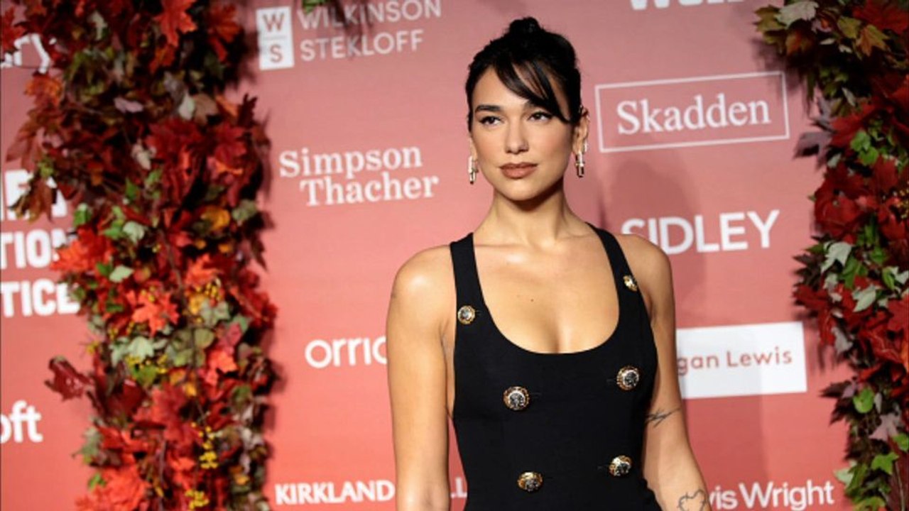 Gerüchte um Auftritt: Dua Lipa bei WM in Katar?