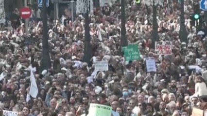 El estallido en atención primaria pone en jaque al Sistema Nacional de Salud