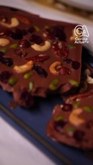 CUISINE ACTUELLE - Tablette de chocolat façon mendiant