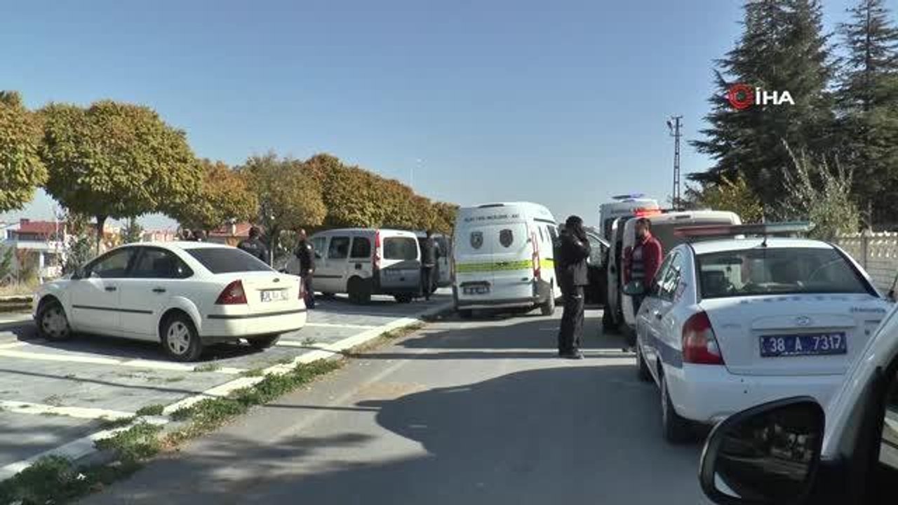 Eşinin baltayla öldürüldüğünü gören koca kalp krizi geçirerek hayatını kaybetti