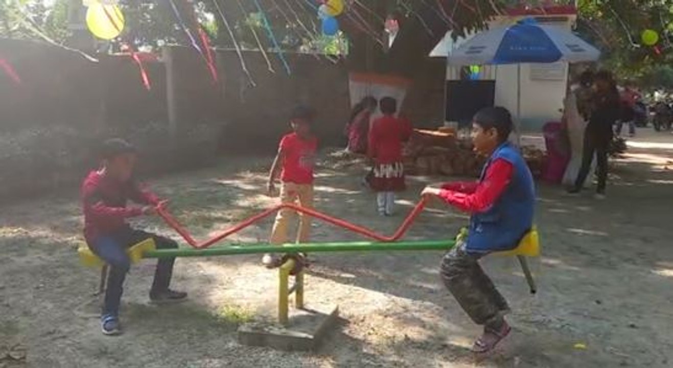আরোগ্য স্বেচ্ছাসেবী সংস্থার উদ্যোগে শিশু দিবস পালন চুঁচুড়ায় |OneIndia Bengali