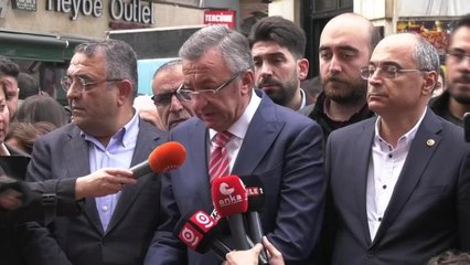 CHP'li Altay, İstiklal Caddesi'ndeki Patlama Noktasına Karanfil Bıraktı: "Dünyaya Sesleniyorum.