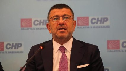 Veli Ağbaba: "Teröristlerin Ayakkabı Numaralarını Bilen İçişleri Bakanı, İstanbul'un Göbeğine Gelen ve Bombayı Patlatan Teröristten Bihaber…"