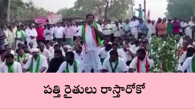 అమ్రాబాద్: శ్రీశైలం-హైదరాబాద్ రహదారిపై ట్రాఫిక్ జామ్