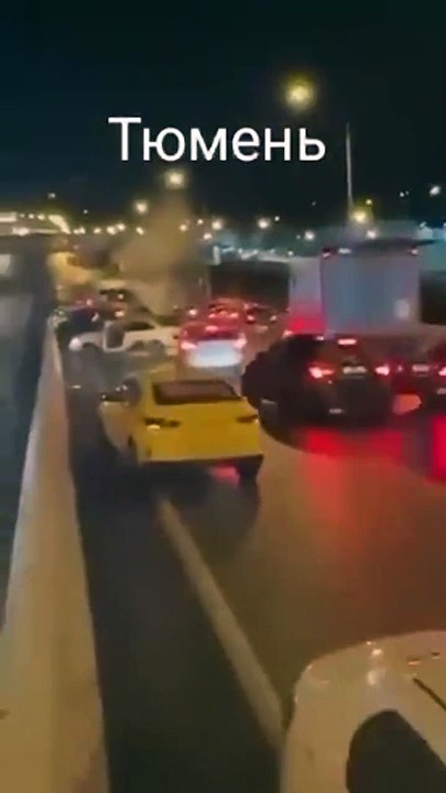 Ils évitent le pire sur une route très glissante