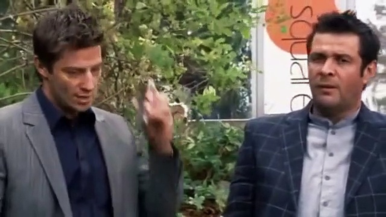 Die Rosenheim Cops - Staffel 8 Folge 28 - Jo unter Verdacht