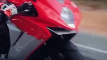 Agusta F3 800 - Yamaha R6