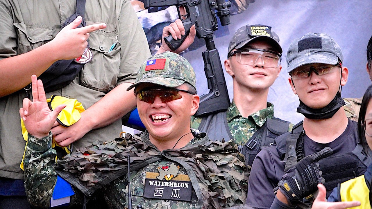 Taiwanese Split on China Threat - TaiwanPlus News