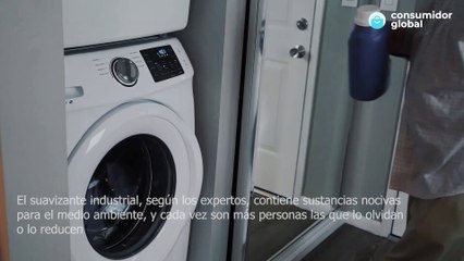 El suavizante de tu lavadora no es tan bueno como crees: así puedes ayudar a tu ropa y al planeta
