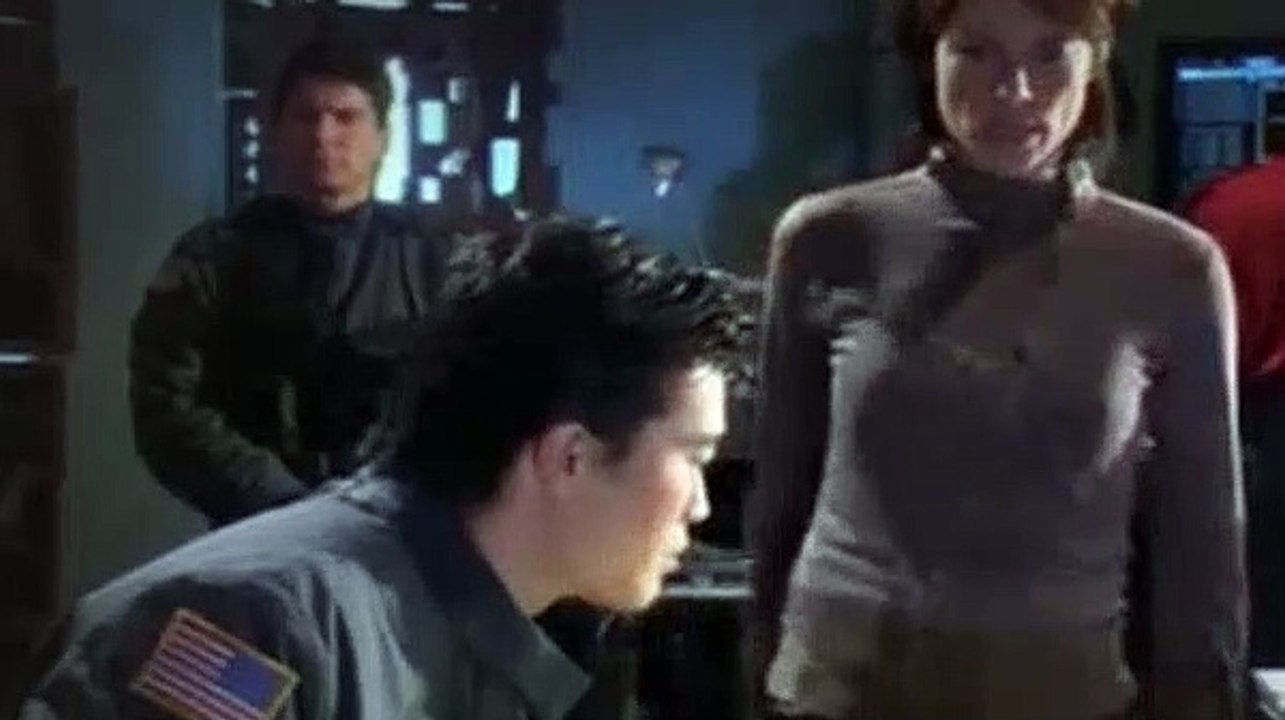 Stargate Atlantis S02E08 Conversion
