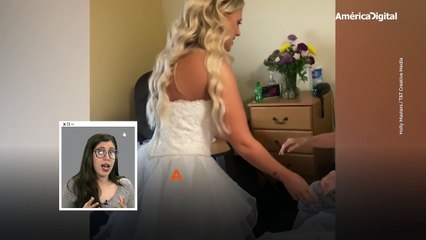 Su abuela no pudo ir a su boda y ella la visitó con su vestido de novia