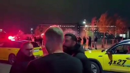 Galatasaraylı taraftarlardan Nelsson'a özel uğurlama