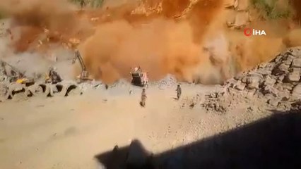 Hindistan’da taş ocağında toprak kayması! En az 12 işçi toprak altında kaldı