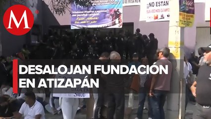 Padres de familia protestan por cierre de Fundación en Atizapán