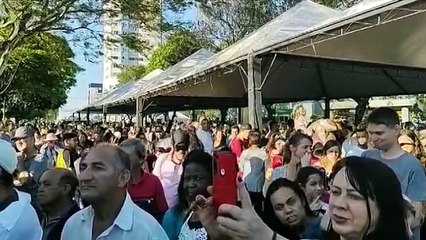 Cascavel comemora 71 anos com bolo gigante