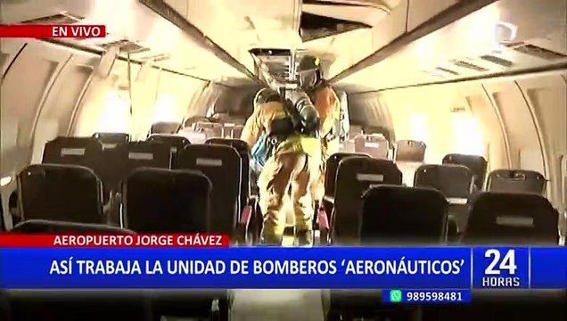 Bomberos del Aeropuerto Jorge Chaves realizan simulacro ante emergencias