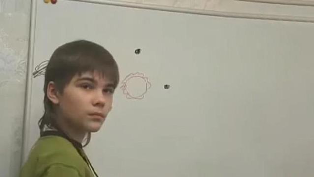 Mars'ta doğdum diyerek ürkütmüştü! Esrarengiz genç ve annesi sırra kadem bastı