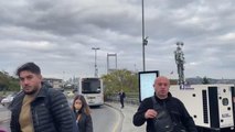 Arızalanan metrobüsün yolcuları 15 Temmuz Şehitler Köprüsü durağına yürüdü
