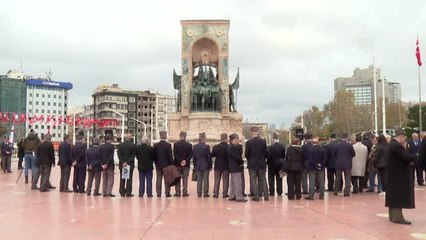 KKTC'nin 39. kuruluş yıl dönümü Taksim Meydanı'nda kutlandı