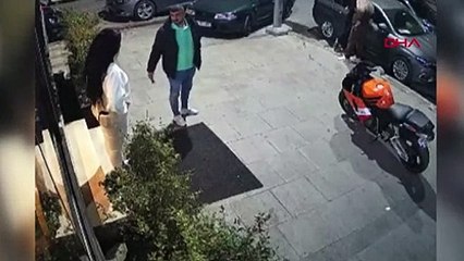 Sultangazi'de mekan çıkışı silahlı saldırı