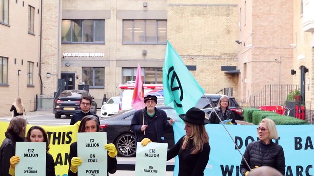 Extinction Rebellion target Barclays Bank