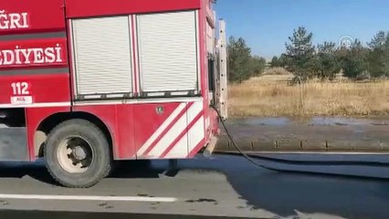 Halk otobüsünün çarptığı 2 kadın hayatını kaybetti