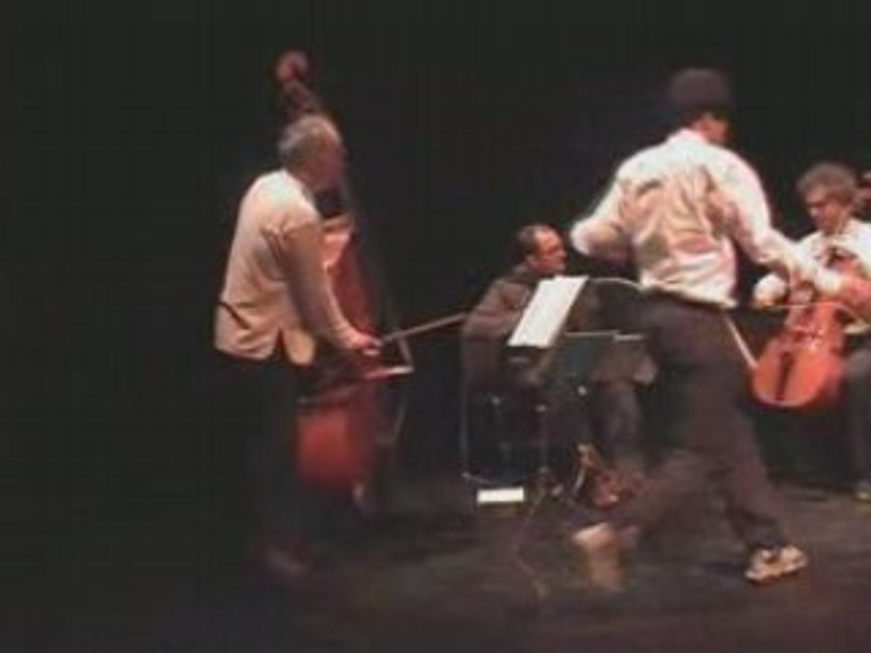 Circus piano