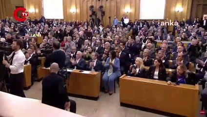 Kemal Kılıçdaroğlu o haberi Meclis kürsüsünden gösterdi, Akit'e ateş saçtı: Hadlerini bilecekler