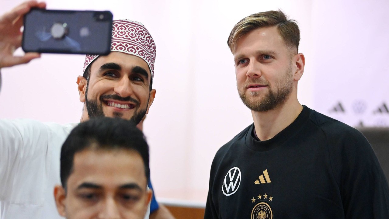 Happy End für Füllkrug und Moukoko - Bella Kotchap 'muss Karriere machen'