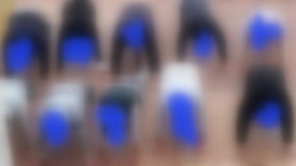 '급식지도 봉사 왜 빠져?' 고교생 30여 명 집단 얼차려 논란 / YTN