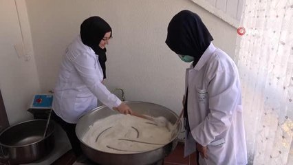 Cenazelerin ikramı 'un helvası' geçim kapısı oldu